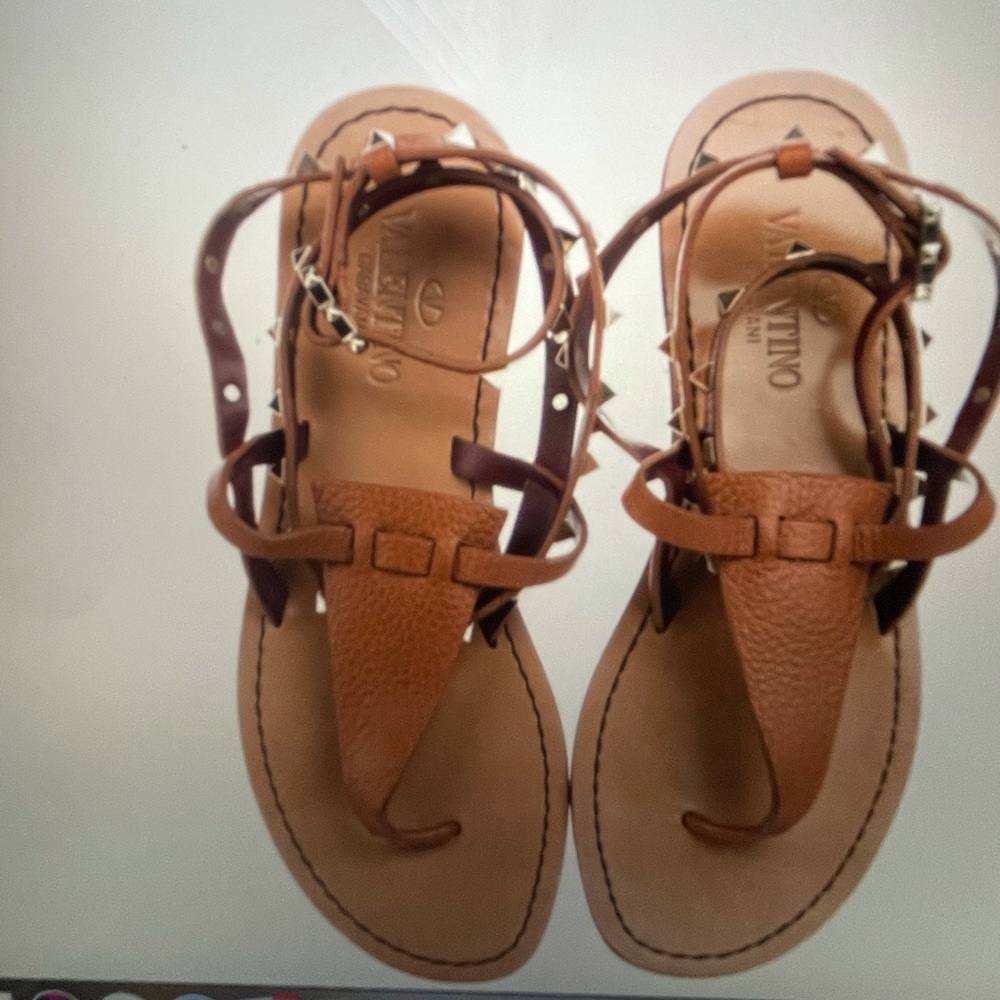 Valentino rockstud accentleather gladiator sandal